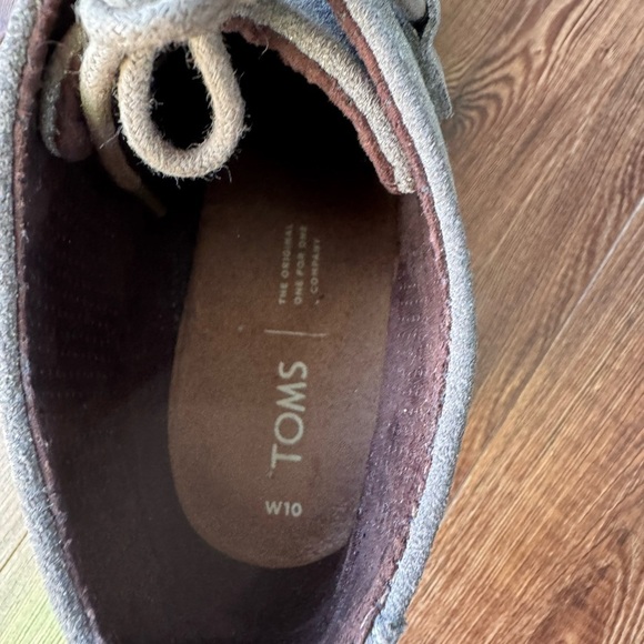 Toms Lace Up Taupe wedge genuine suede Boots. 10 W - Picture 5 of 6